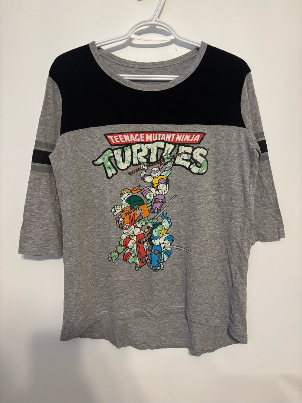 Nickelodeon Grey & Black Teenage Mutant Ninja Turtles Long Sleeve Tee